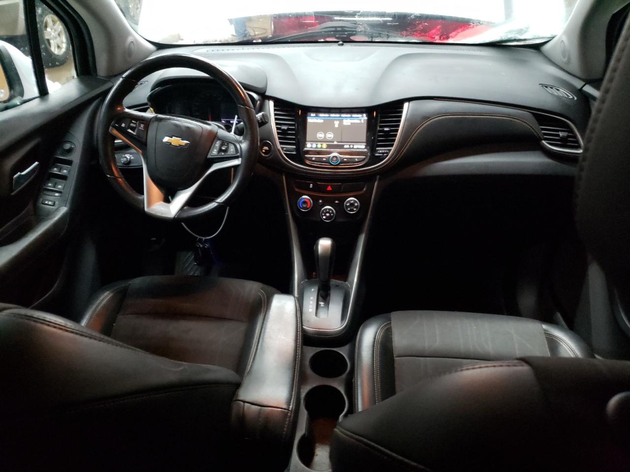 2019 Chevrolet Trax VIN KL7CJPSB1KB922928 Copart auction photo, side / minor dent/scratches damage thumbnail 8