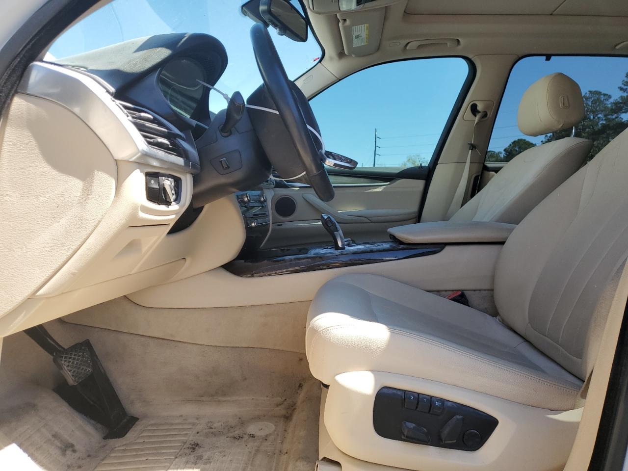 2015 BMW X5 VIN 5UXKS4C57F0N10564 Copart auction photo, side damage thumbnail 7
