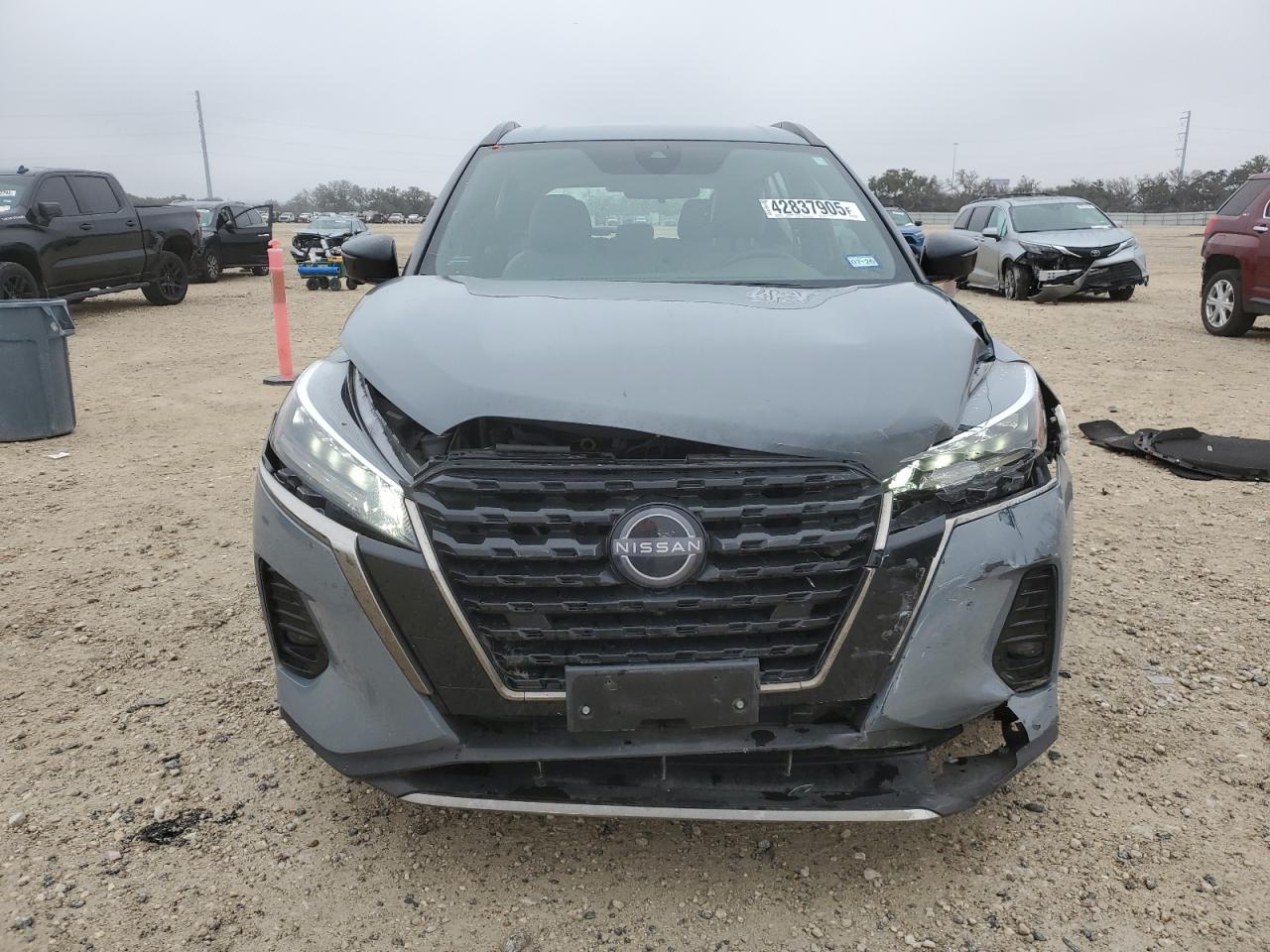 2024 Nissan Kicks VIN 3N1CP5DV8RL526777 Copart auction photo, front end / side damage thumbnail 5