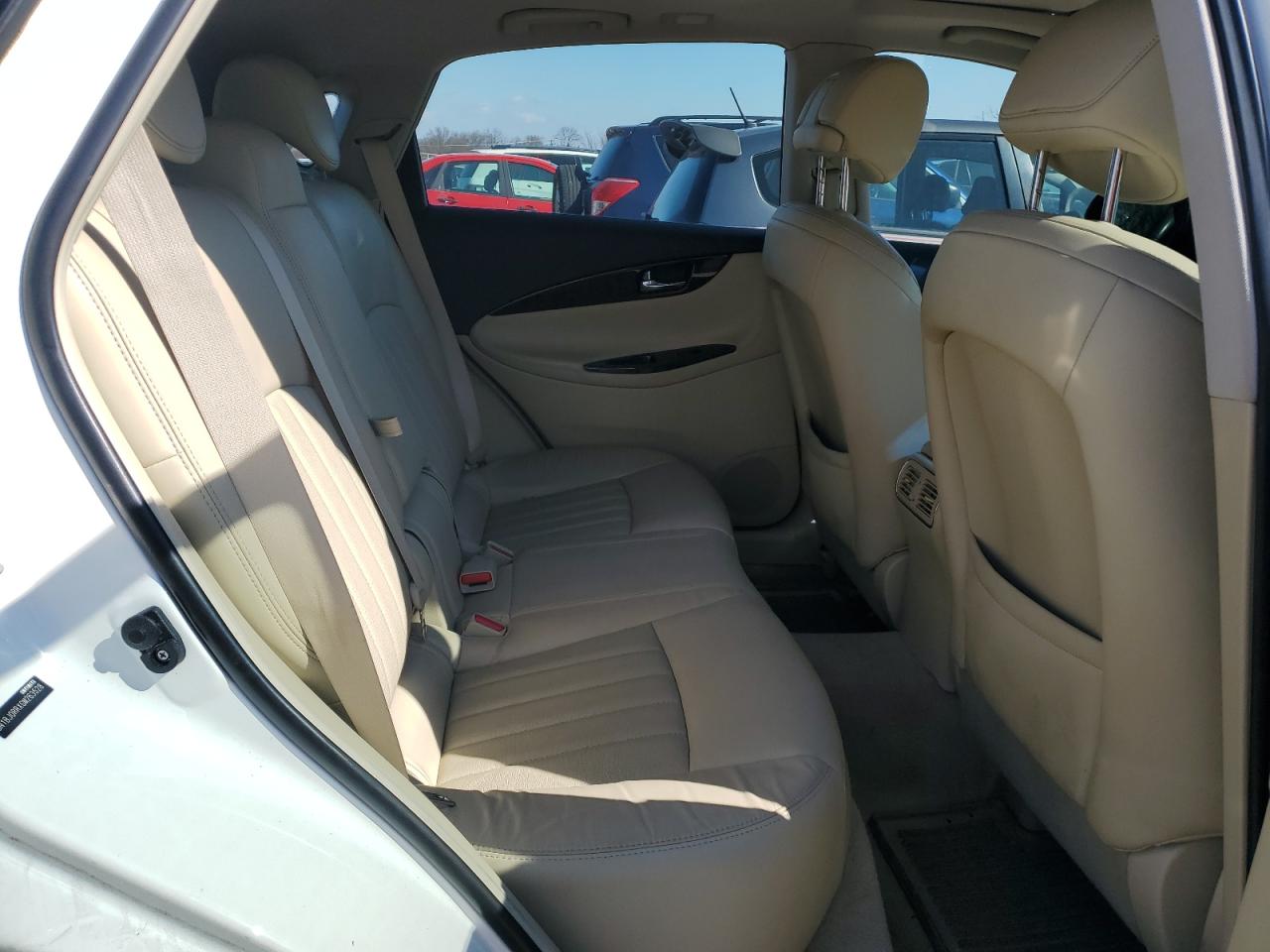 2016 Infiniti QX50 VIN JN1BJ0RRXGM263528 Copart auction photo, minor dent/scratches damage thumbnail 11