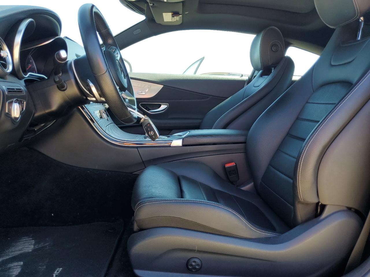 2019 Mercedes-Benz C-klasse VIN WDDWJ8DB8KF922765 Copart auction photo, water/flood / minor dent/scratches damage thumbnail 7