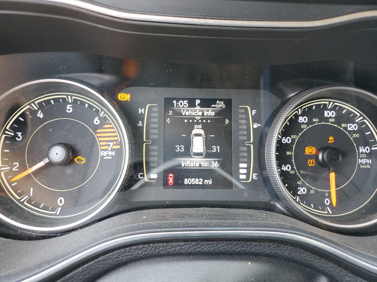 2019 Jeep Grand Cherokee VIN 1C4PJLCB8KD486529 Copart auction photo, front end / minor dent/scratches damage thumbnail 9