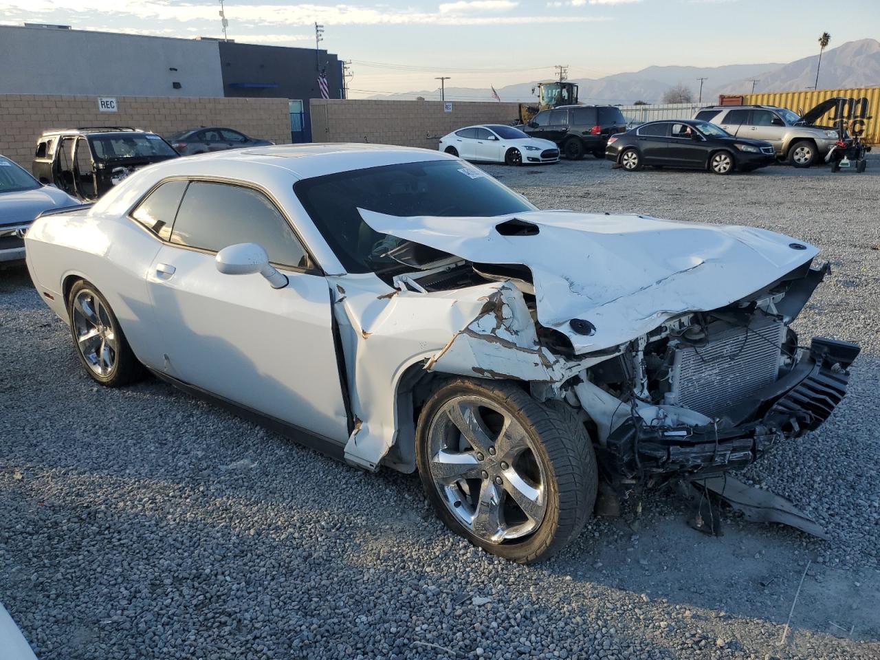 2014 Dodge Challenger VIN 2C3CDYAG7EH120963 Copart auction photo, front end / minor dent/scratches damage thumbnail 4