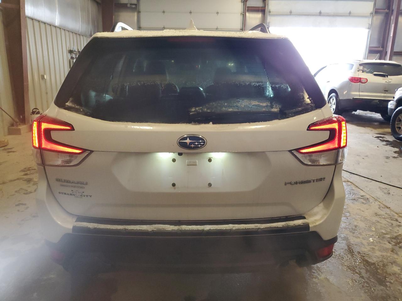 2021 Subaru Forester VIN JF2SKAFC9MH425414 Copart auction photo, side / rear end damage thumbnail 6