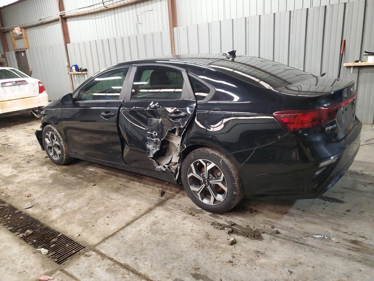 2019 KIA Forte VIN 3KPF24AD6KE096675 Copart auction photo, side / front end damage thumbnail 2