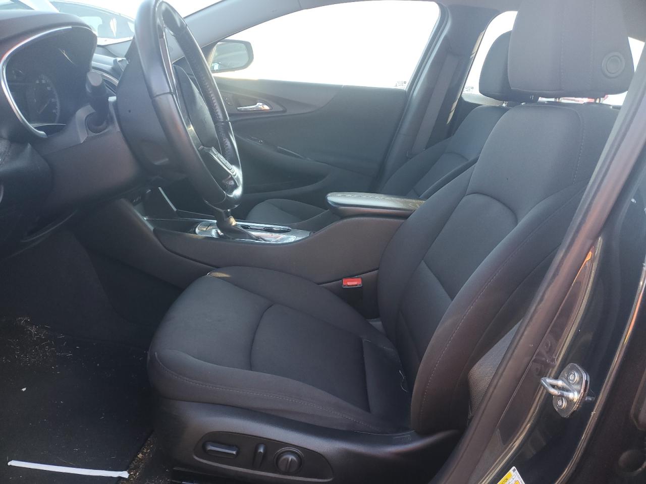 2021 Chevrolet Malibu VIN 1G1ZD5ST0MF045452 Copart auction photo, minor dent/scratches damage thumbnail 7
