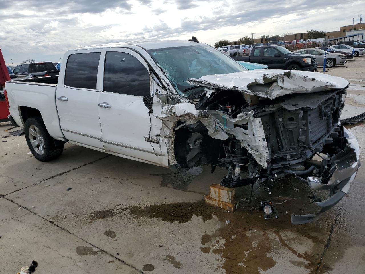2018 Chevrolet Silverado VIN 3GCPCSEC0JG352013 Copart auction photo, front end / side damage thumbnail 4