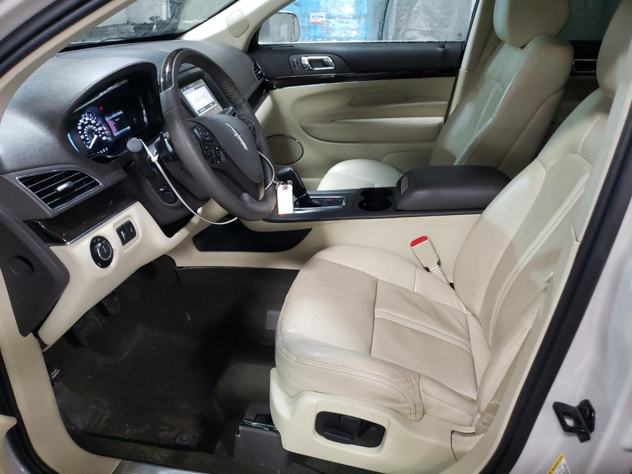 2019 Lincoln MKT VIN 2LMHJ5AT2KBL02901 Copart auction photo, front end damage thumbnail 7
