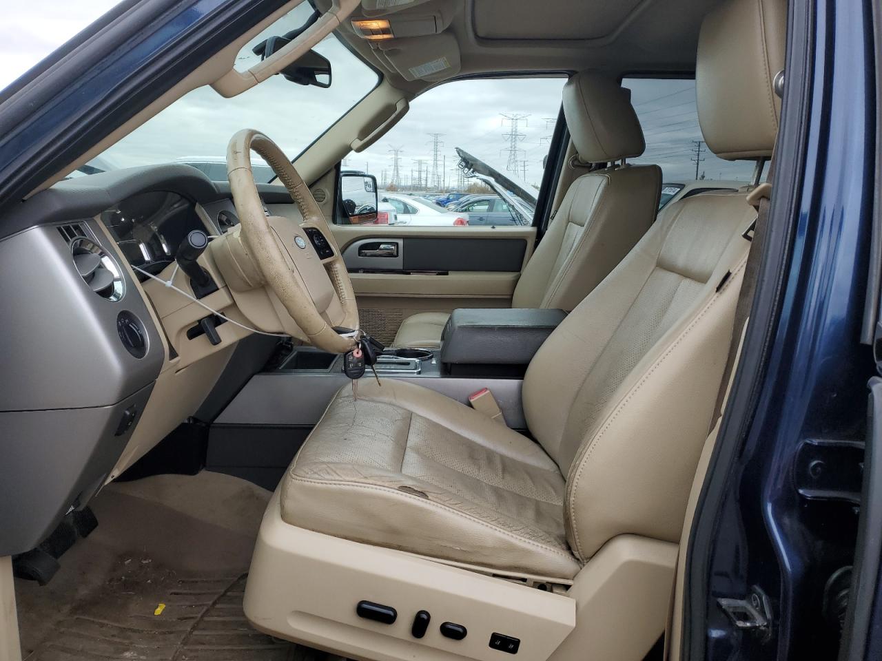 2013 Ford Expedition VIN 1FMJU1J52DEF45064 Copart auction photo, front end damage thumbnail 7