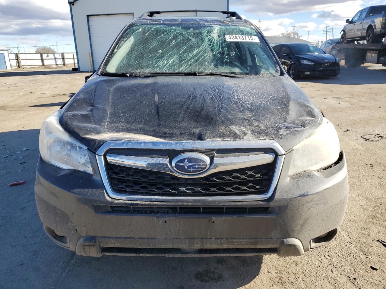 2015 Subaru Forester VIN JF2SJARC4FH517774 Copart auction photo, front end / side damage thumbnail 5