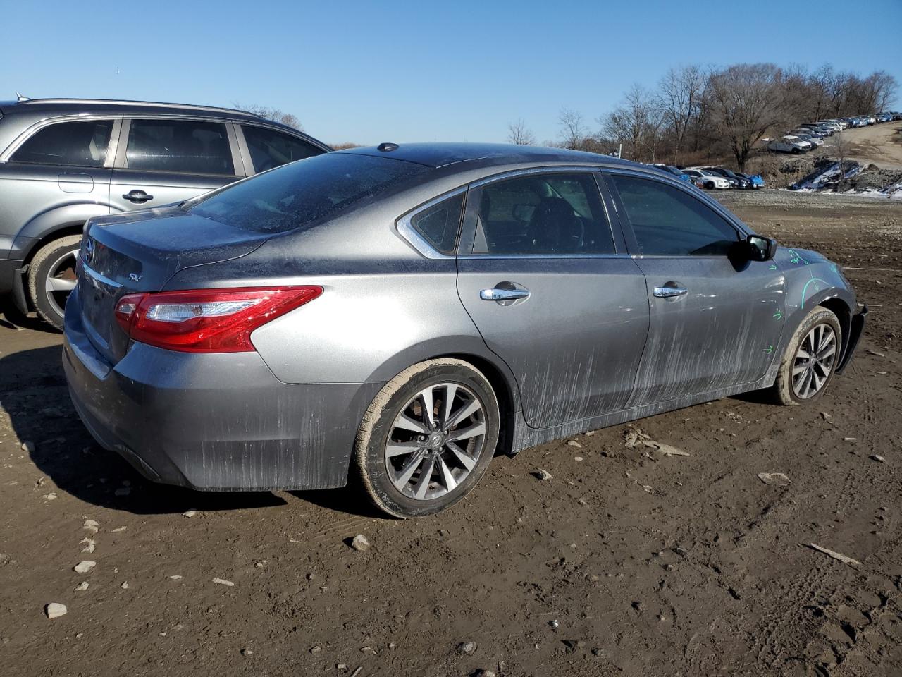 2017 Nissan Altima VIN 1N4AL3AP5HC282158 Copart auction photo, front end damage thumbnail 3