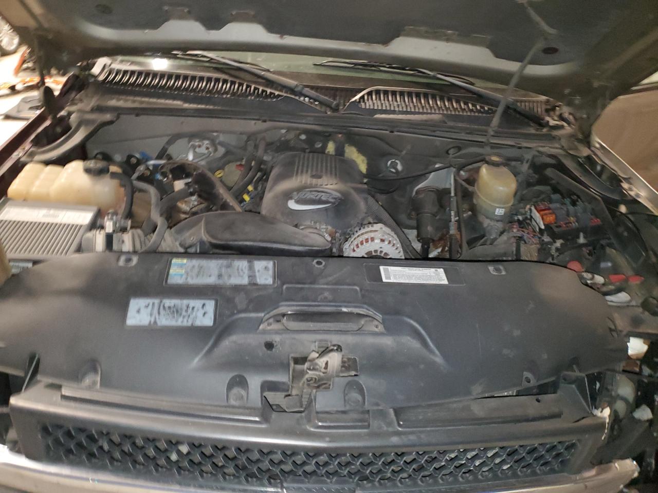 2002 Chevrolet Silverado VIN 1GCHK23U42F164049 Copart auction photo, front end / stripped damage thumbnail 11