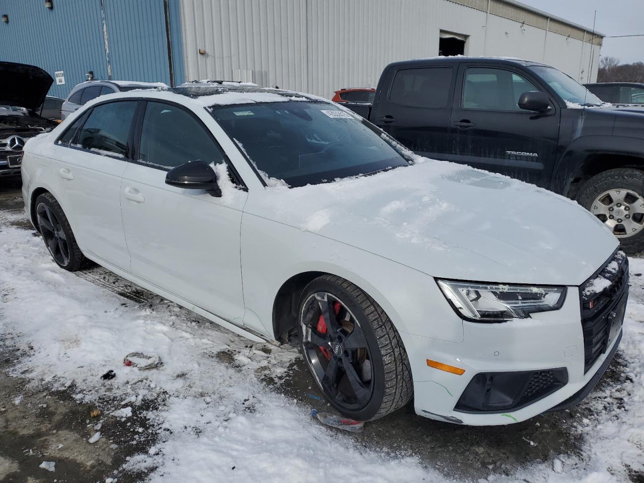 2019 Audi RS4 VIN WAUB4AF43KA119779 Copart auction photo, front end / side damage thumbnail 4
