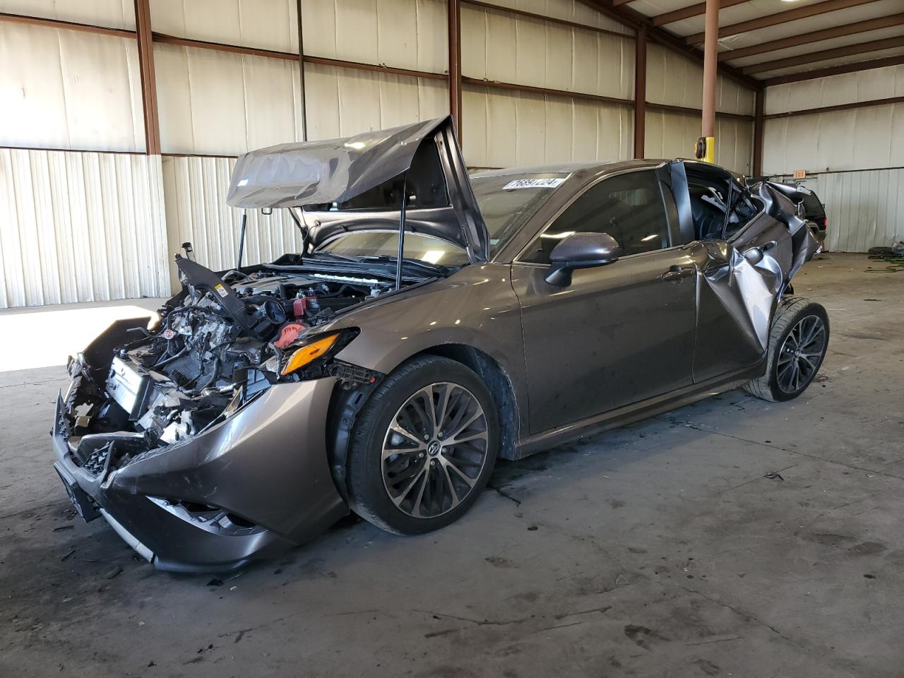 2018 Toyota Camry VIN 4T1B11HK0JU621567