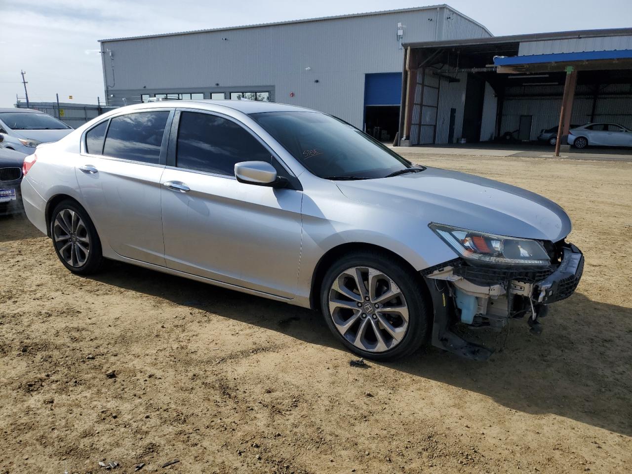 2015 Honda Accord VIN 1HGCR2F57FA095064 Copart auction photo, front end damage thumbnail 4