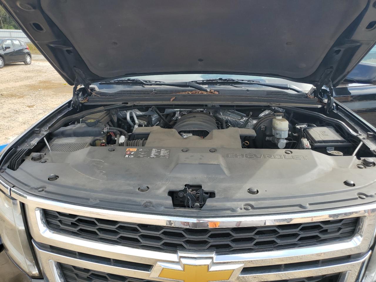2015 Chevrolet Tahoe VIN 1GNSCBKC1FR561726 Copart auction photo, front end / minor dent/scratches damage thumbnail 12