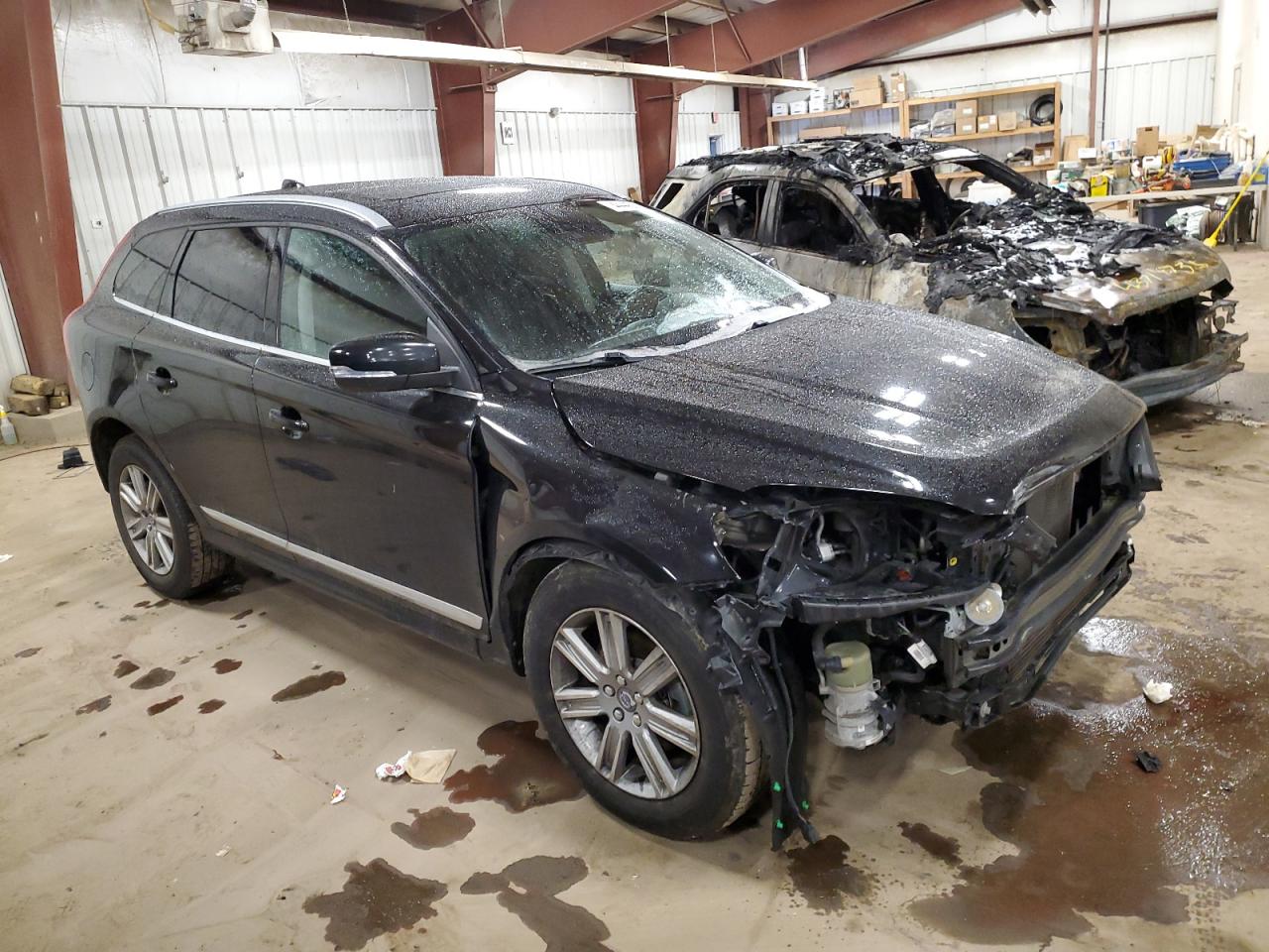 2017 Volvo XC60 VIN YV440MRU5H2134580 Copart auction photo, front end damage thumbnail 4