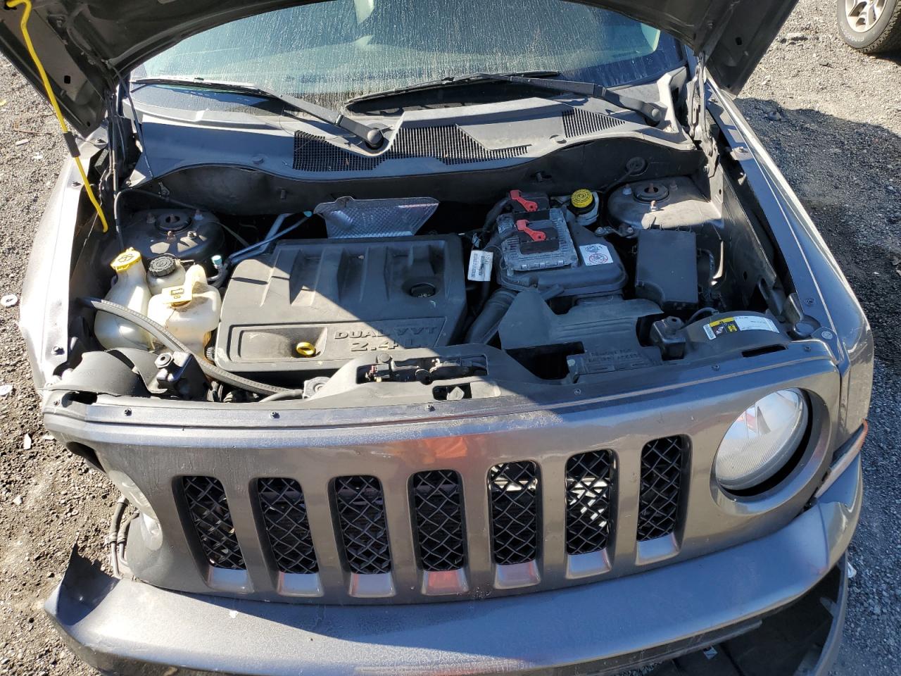2016 Jeep Liberty (Patriot) VIN 1C4NJRFB2GD746193 Copart auction photo, front end / undercarriage damage thumbnail 13