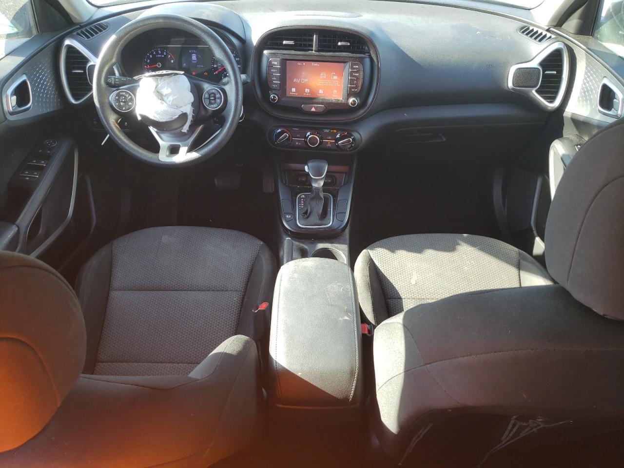 2020 KIA Soul VIN KNDJ23AU2L7702351 Copart auction photo, all over damage thumbnail 8
