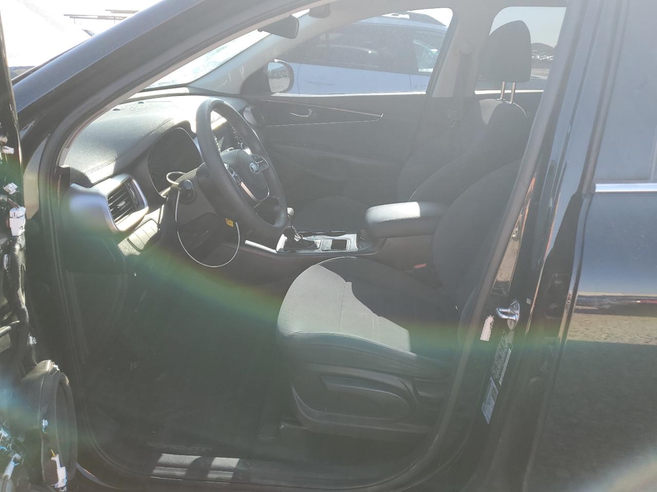 2019 KIA Sorento VIN 5XYPG4A30KG579353 Copart auction photo, front end / rear end damage thumbnail 7