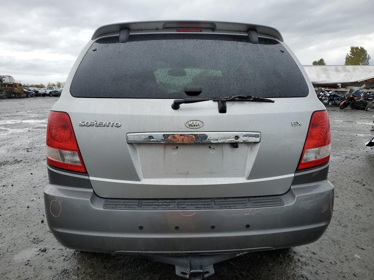 2003 KIA Sorento VIN KNDJC733335030322 Copart auction photo, front end damage thumbnail 6