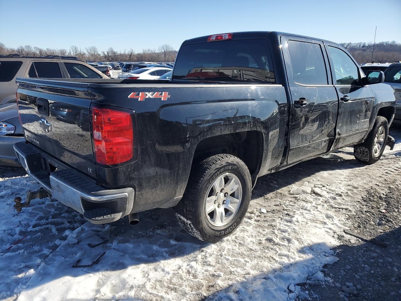 2018 Chevrolet Silverado VIN 3GCUKREC4JG433479 Copart auction photo, side / front end damage thumbnail 3