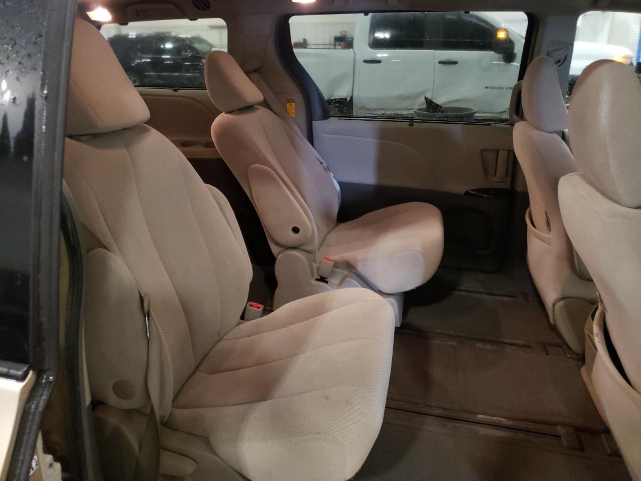 2014 Toyota Sienna VIN 5TDJK3DC7ES075710 Copart auction photo, front end / side damage thumbnail 12