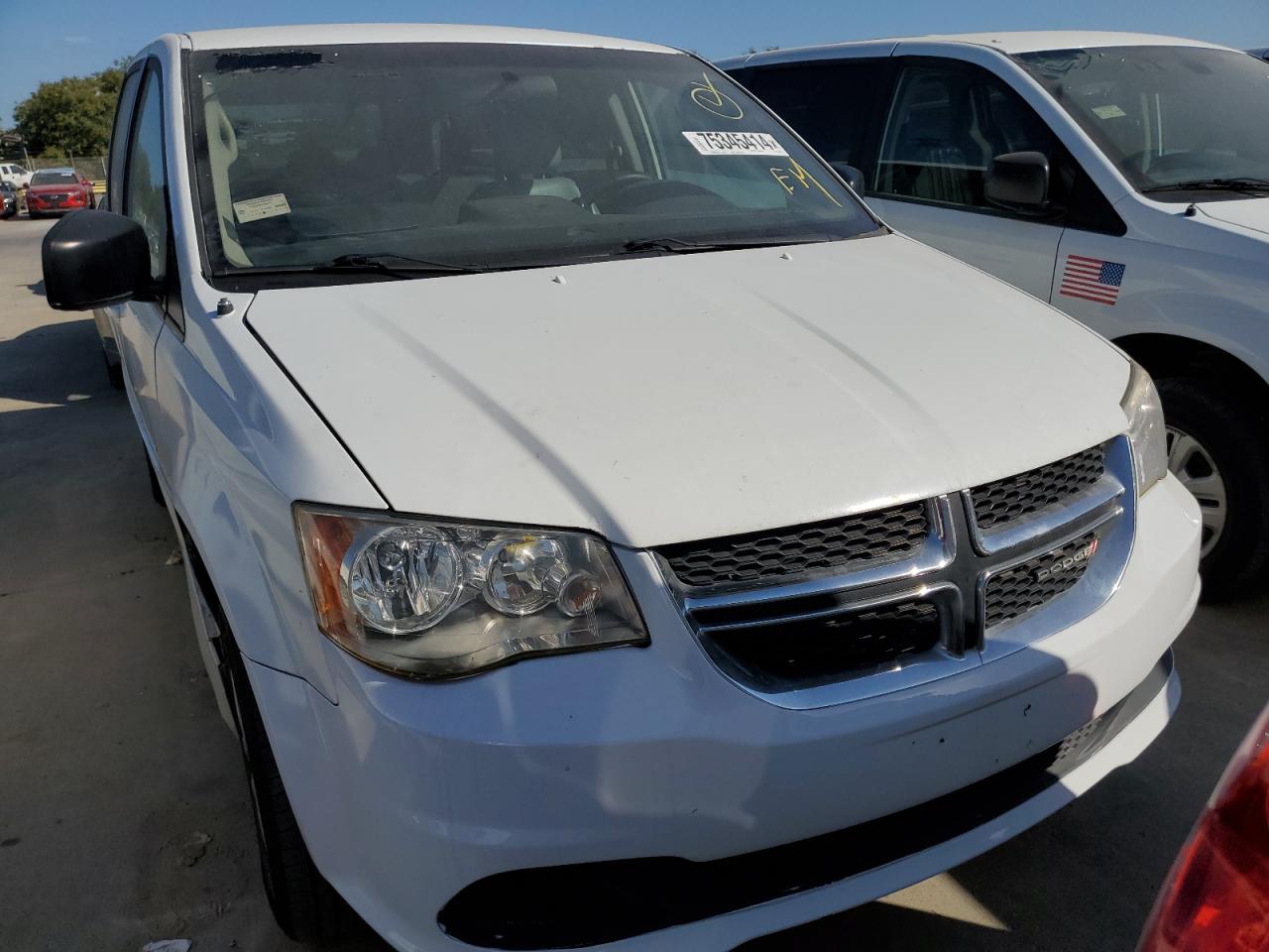 2017 Dodge Caravan VIN 2C4RDGBG3HR768037 Copart auction photo, normal wear damage thumbnail 5