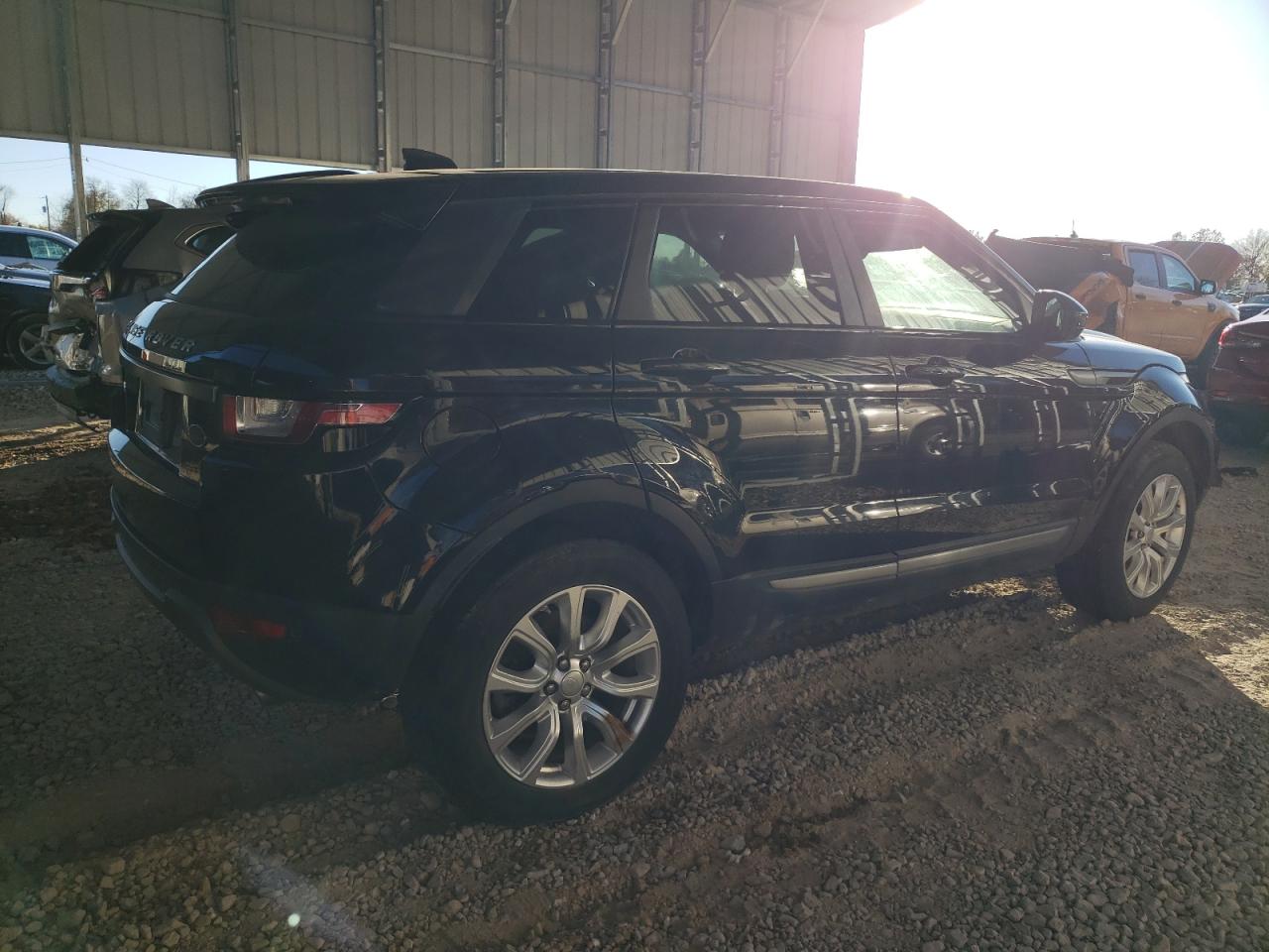 2018 Land Rover Range Rover VIN SALVP2RX2JH291920 Copart auction photo, mechanical / minor dent/scratches damage thumbnail 3