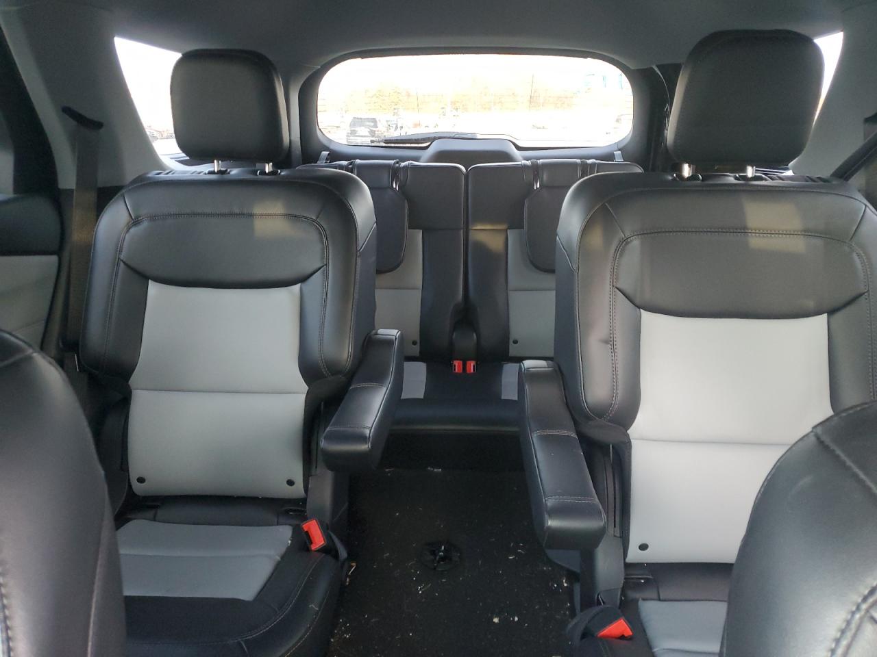 2023 Ford Explorer VIN 1FMSK8DH7PGB73447 Copart auction photo, rear end damage thumbnail 10