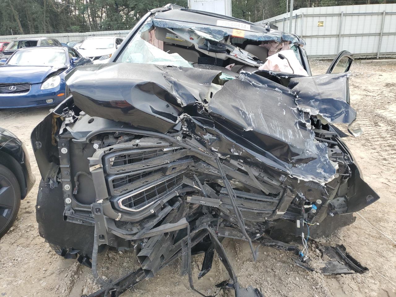 2015 GMC Yukon VIN 1GKS2BKC6FR176629 Copart auction photo, all over damage thumbnail 5