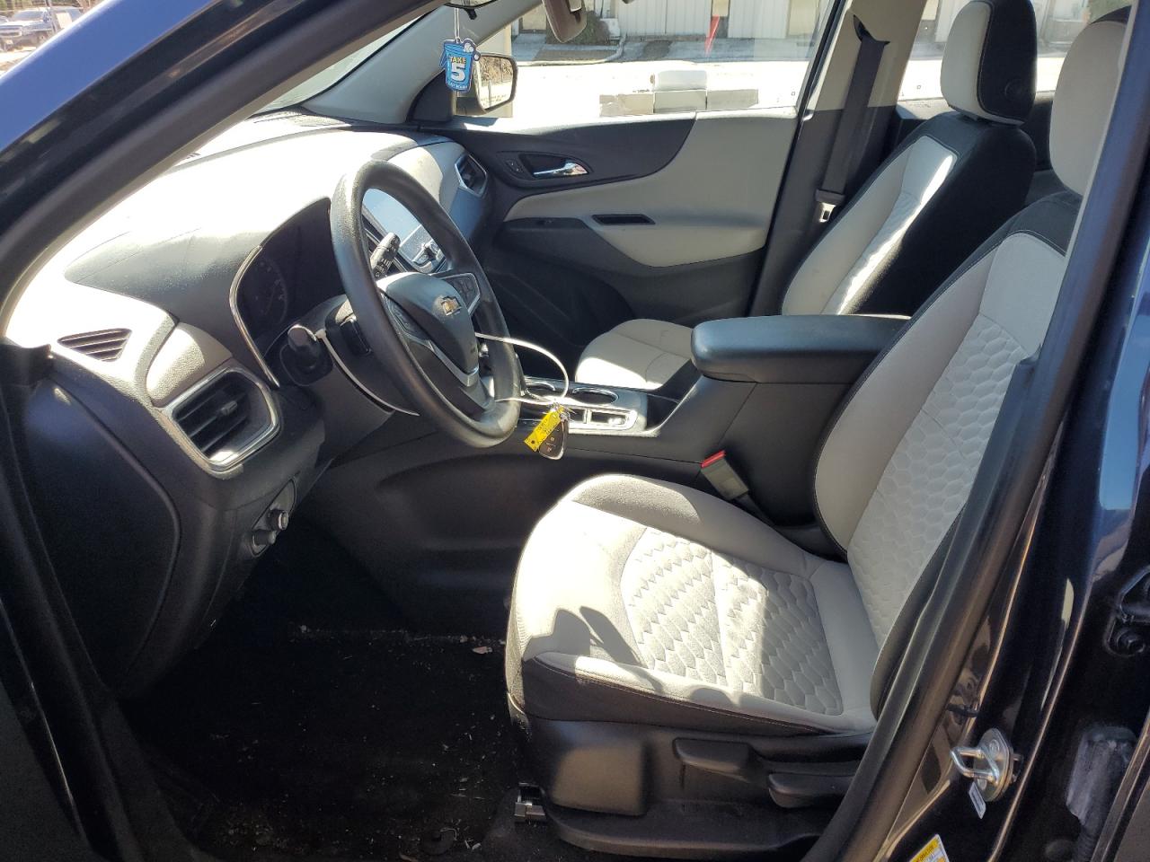 2018 Chevrolet Equinox VIN 3GNAXHEV8JS617683 Copart auction photo, front end / side damage thumbnail 7