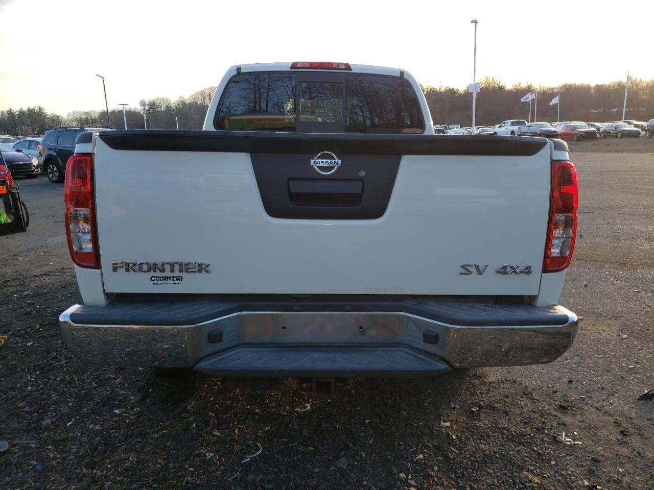 2017 Nissan Navara (Frontier) VIN 1N6AD0FV0HN717053 Copart auction photo, front end / minor dent/scratches damage thumbnail 6