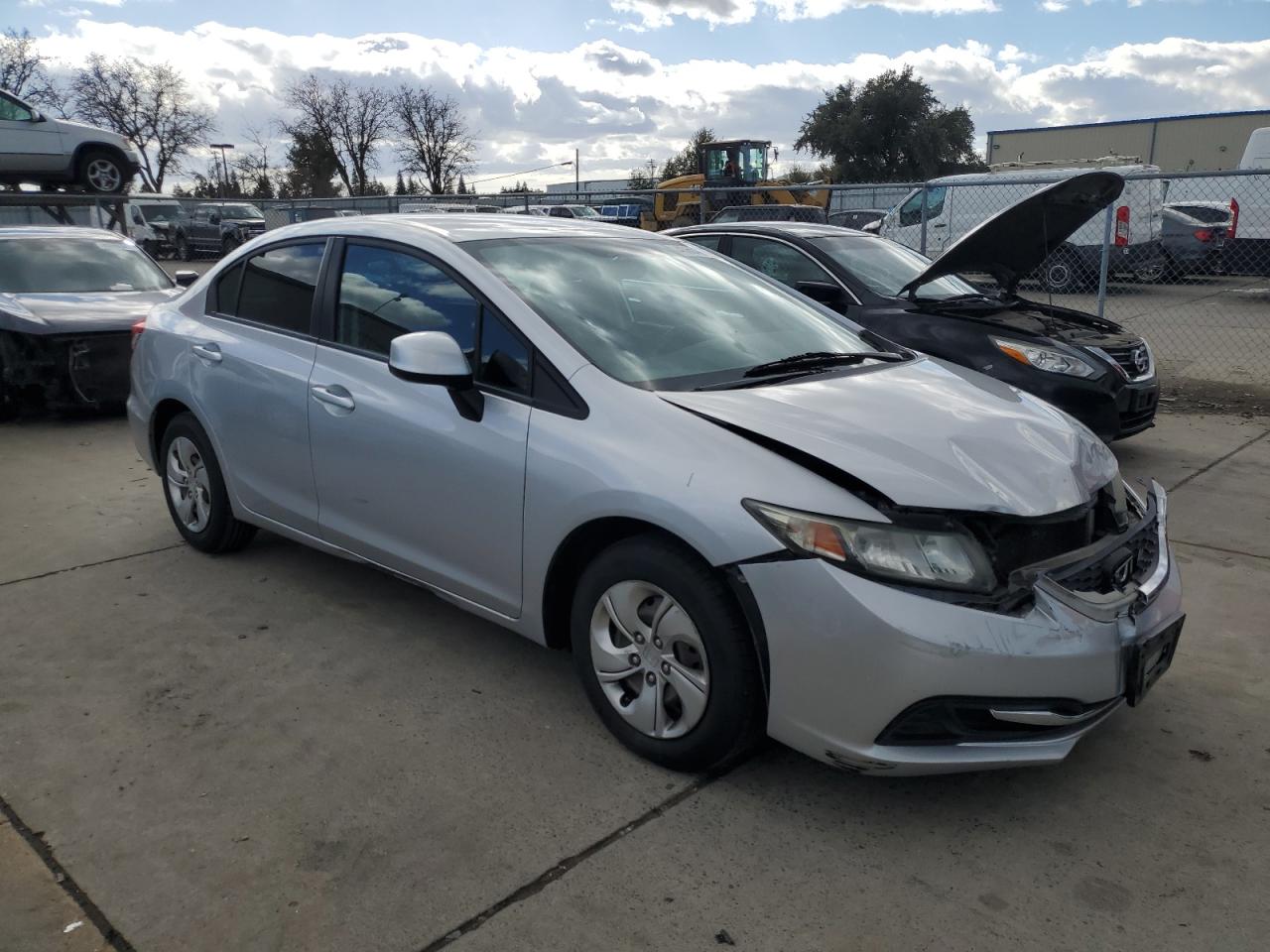2013 Honda Civic VIN 19XFB2F52DE280889 Copart auction photo, frame damage / front end damage thumbnail 4