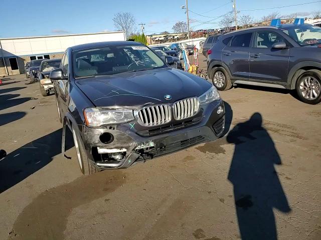 2016 BMW X4 VIN 5UXXW3C50G0R20578 Copart auction photo, front end / minor dent/scratches damage thumbnail 10