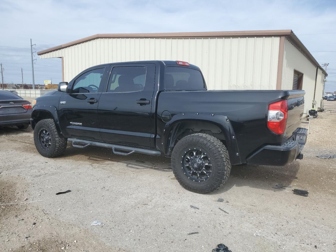 2014 Toyota Tundra VIN 5TFDW5F14EX337704 Copart auction photo, hail damage thumbnail 2