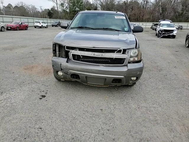 2007 Chevrolet Suburban VIN 1GNFK163X7R411642 Copart auction photo, front end damage thumbnail 12