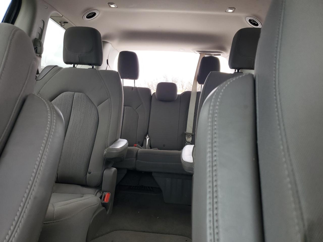 2019 Chrysler Pacifica VIN 2C4RC1DG0KR666229 Copart auction photo, front end damage thumbnail 10