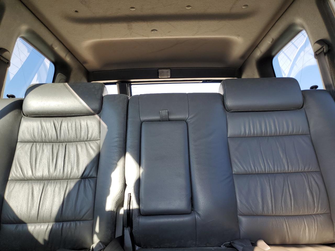 1998 Isuzu Trooper VIN JACDJ58X4W7915462 Copart auction photo, front end / minor dent/scratches damage thumbnail 10