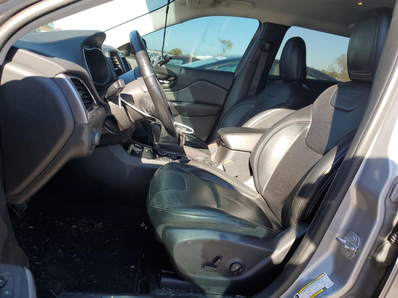 2020 Jeep Grand Cherokee VIN 1C4PJMDX7LD500941 Copart auction photo, side / front end damage thumbnail 7