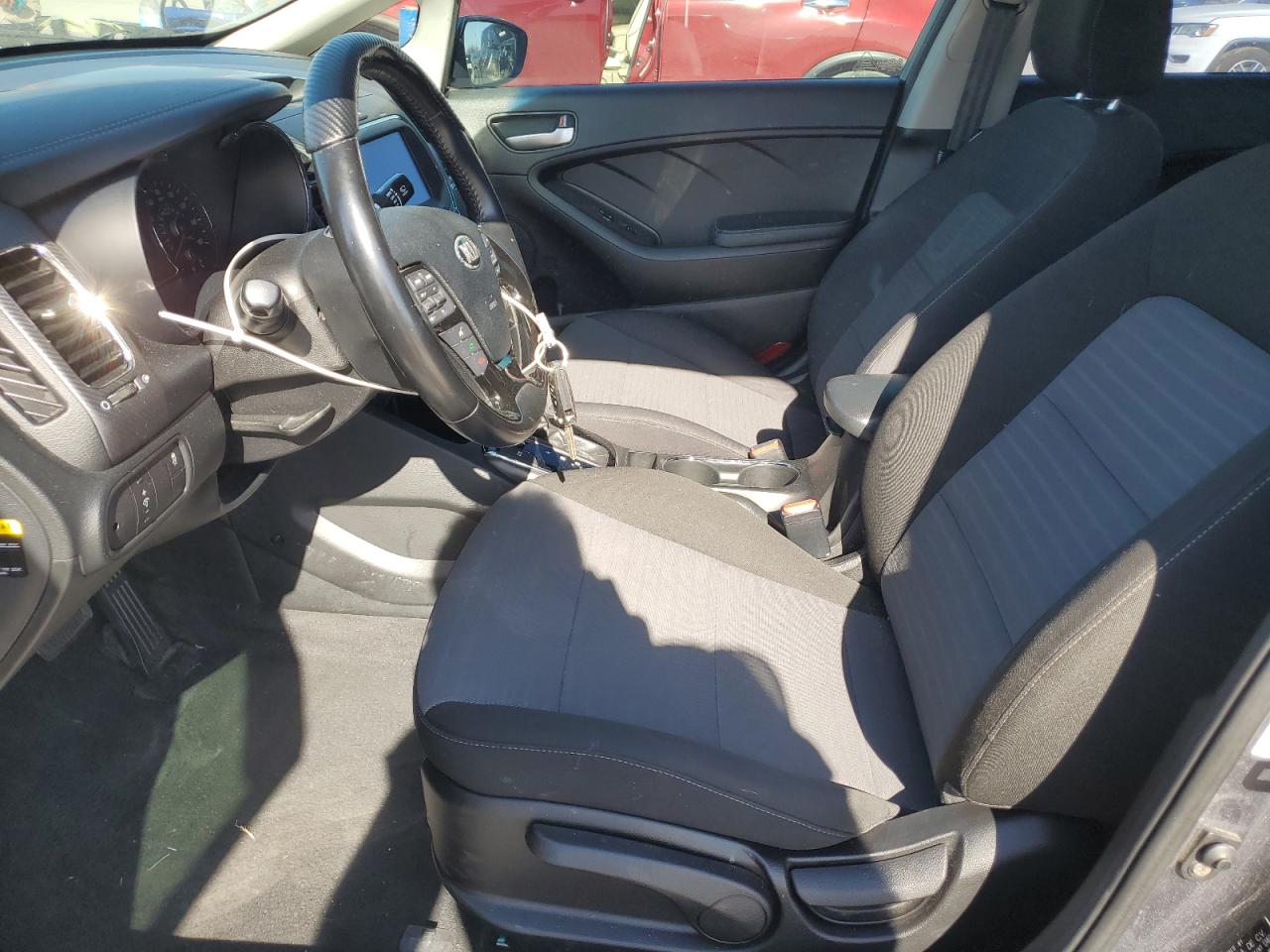 2018 KIA Forte VIN 3KPFL4A76JE219400 Copart auction photo, rear end damage thumbnail 7