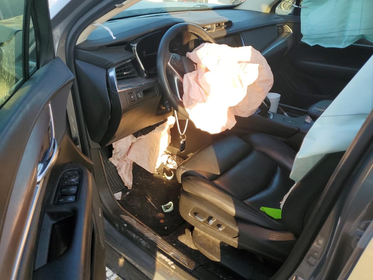 2017 Cadillac XT5 VIN 1GYKNBRS1HZ324912 Copart auction photo, front end damage thumbnail 8