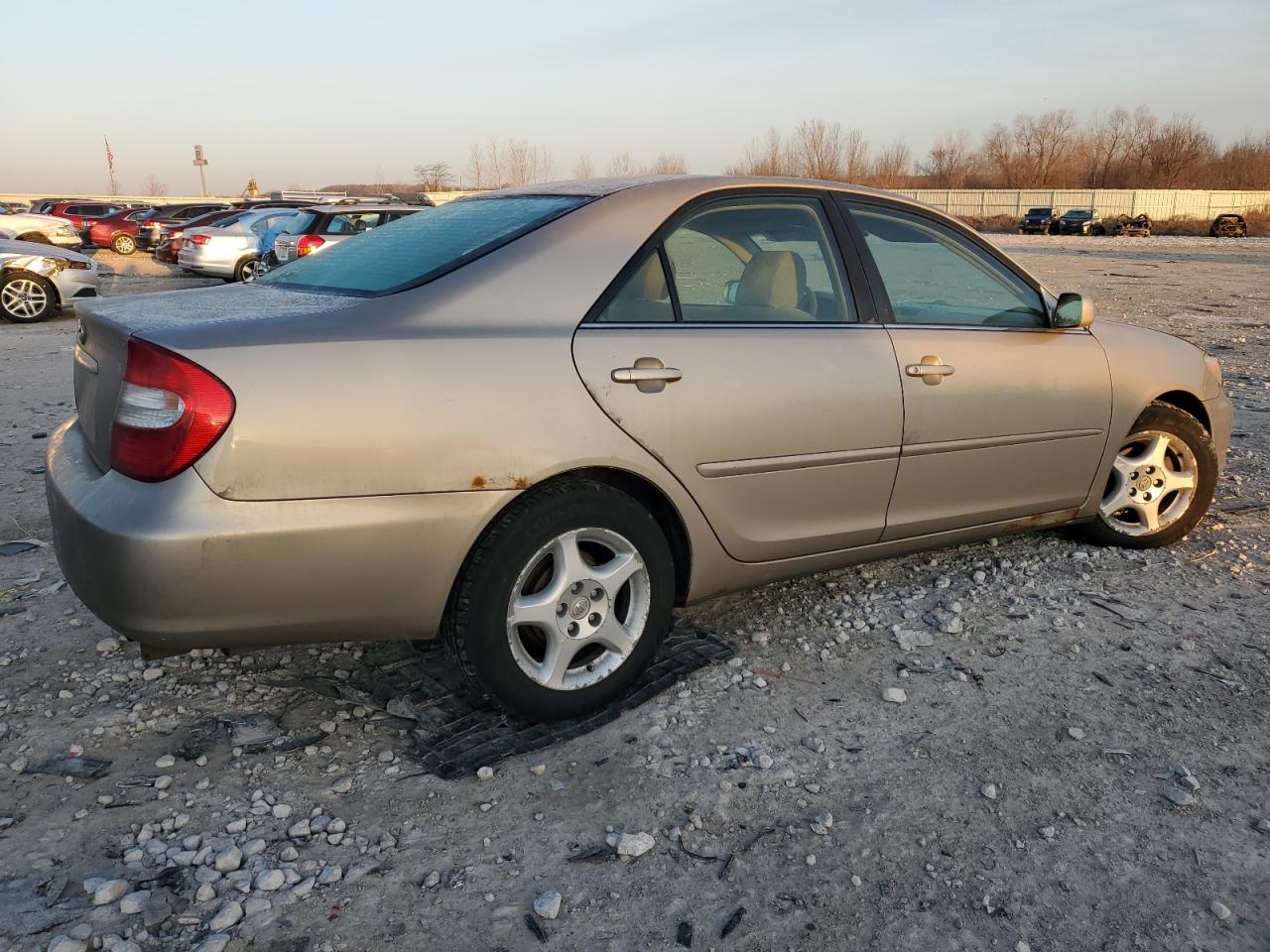 2003 Toyota Camry VIN 4T1BE32K03U711099 Copart auction photo, front end damage thumbnail 3