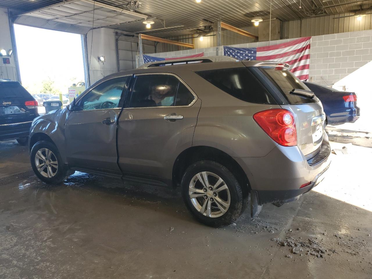 2010 Chevrolet Equinox VIN 2CNALPEWXA6336258 Copart auction photo, all over damage thumbnail 2