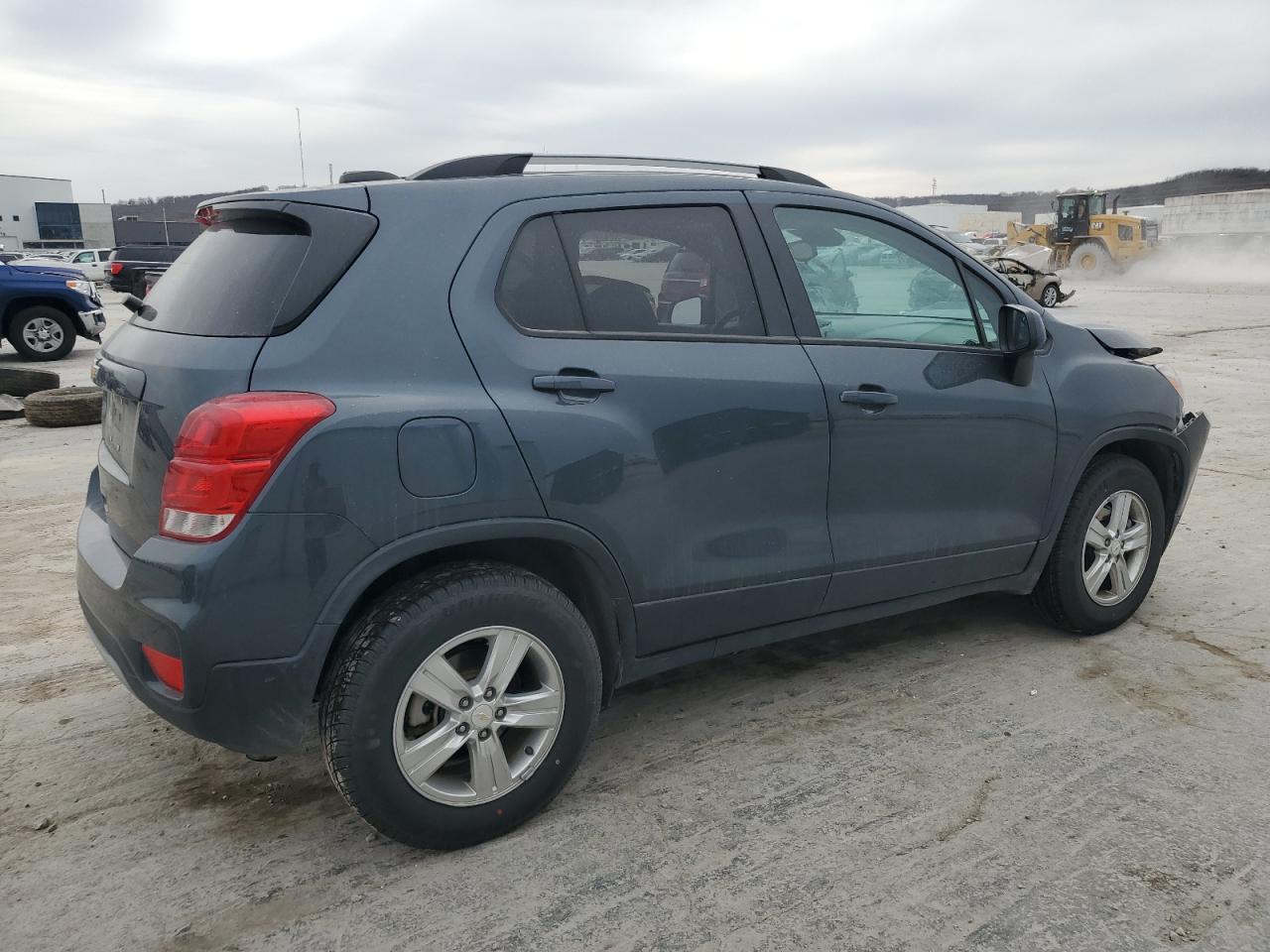 2021 Chevrolet Trax VIN KL7CJPSM3MB371342 Copart auction photo, front end / minor dent/scratches damage thumbnail 3