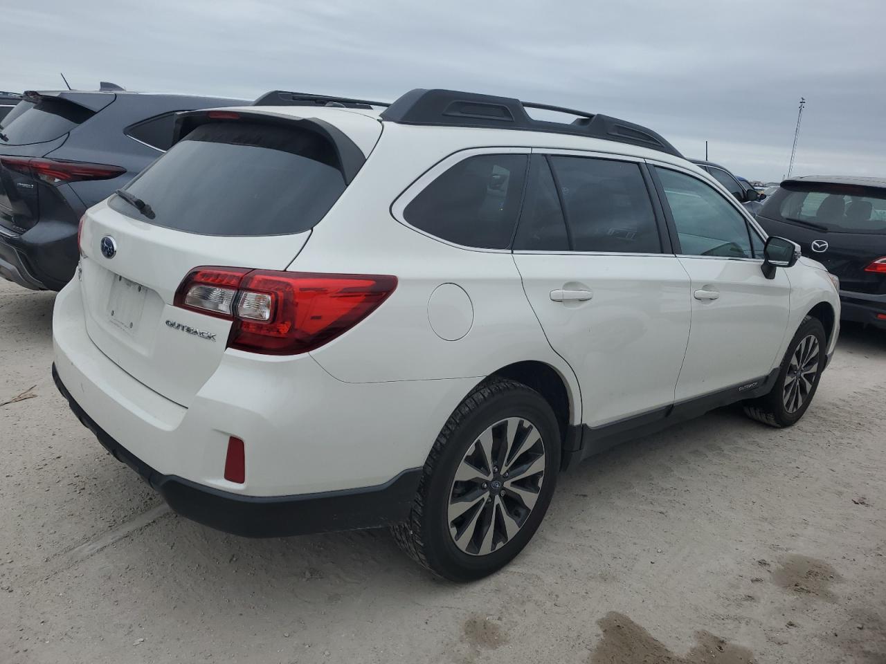 2015 Subaru Outback VIN 4S4BSBJC2F3218175 Copart auction photo, water/flood damage thumbnail 3