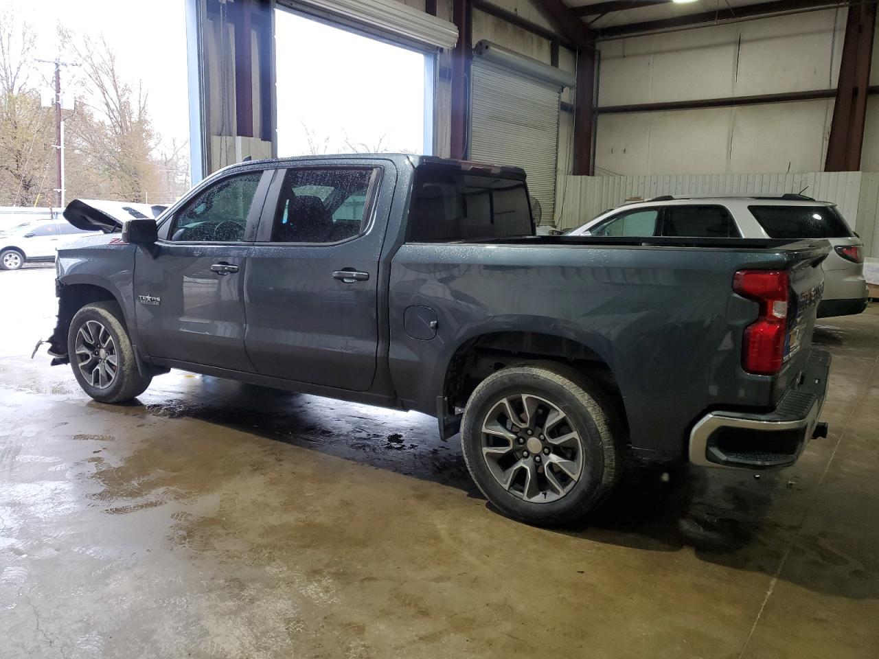2019 Chevrolet Silverado VIN 3GCUYDED6KG245638 Copart auction photo, front end / minor dent/scratches damage thumbnail 2