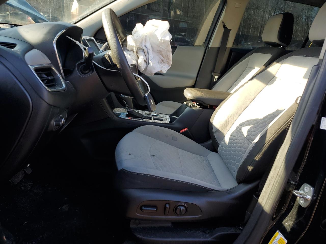 2018 Chevrolet Equinox VIN 2GNAXREVXJ6300976 Copart auction photo, front end damage thumbnail 7