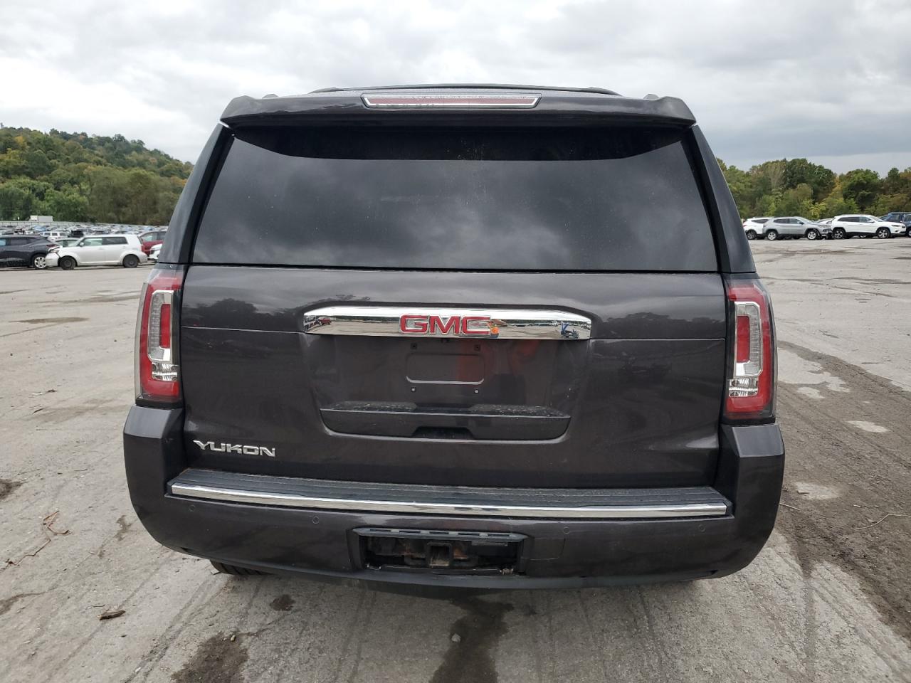 2018 GMC Yukon VIN 1GKS2CKJ1JR170024 Copart auction photo, front end / side damage thumbnail 6