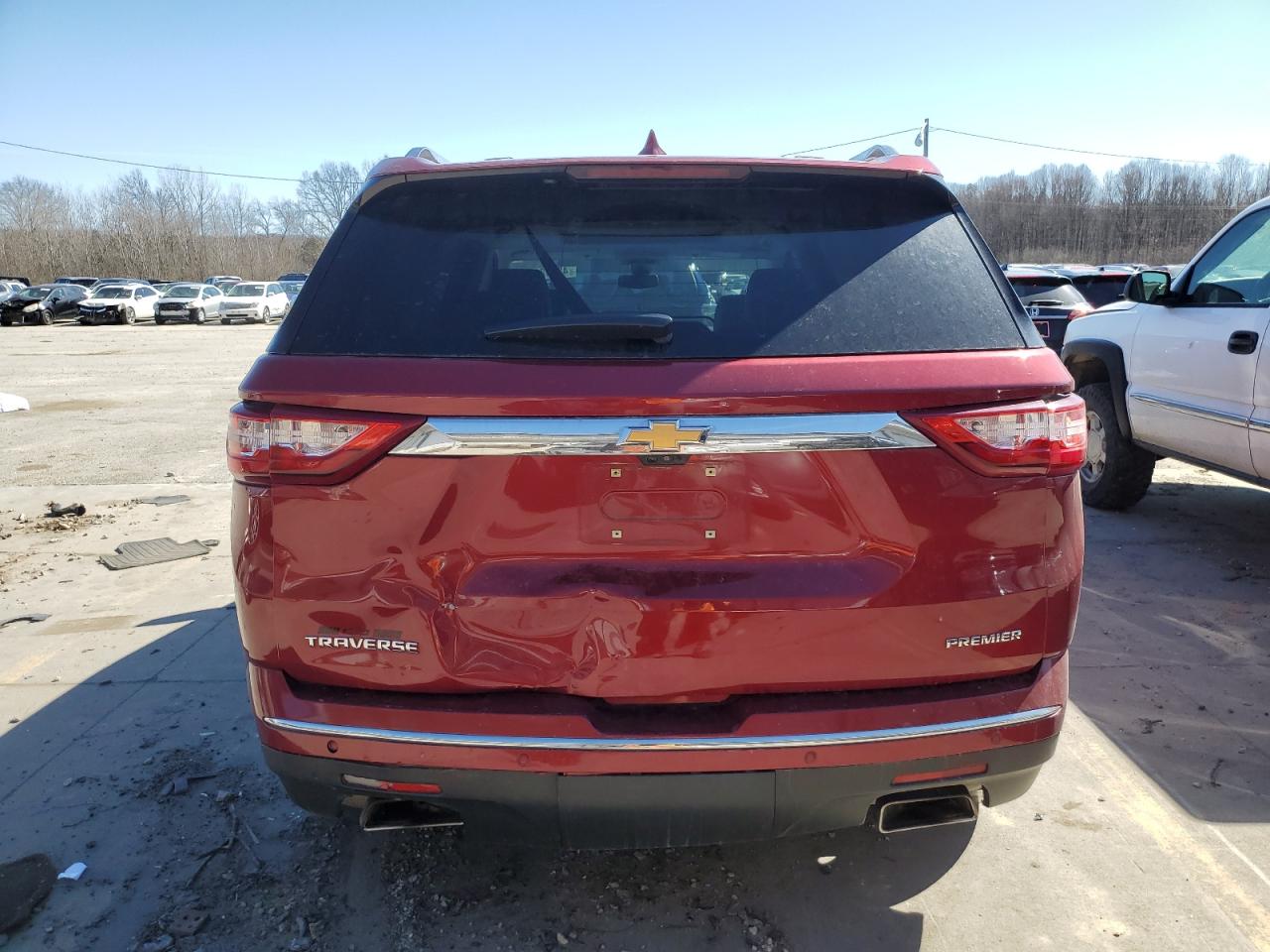 2019 Chevrolet Traverse VIN 1GNERKKW4KJ248233 Copart auction photo, front end / rear end damage thumbnail 6
